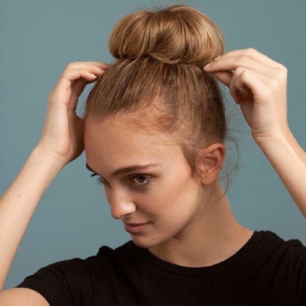 how to make a hair donut bun        
        <figure class=