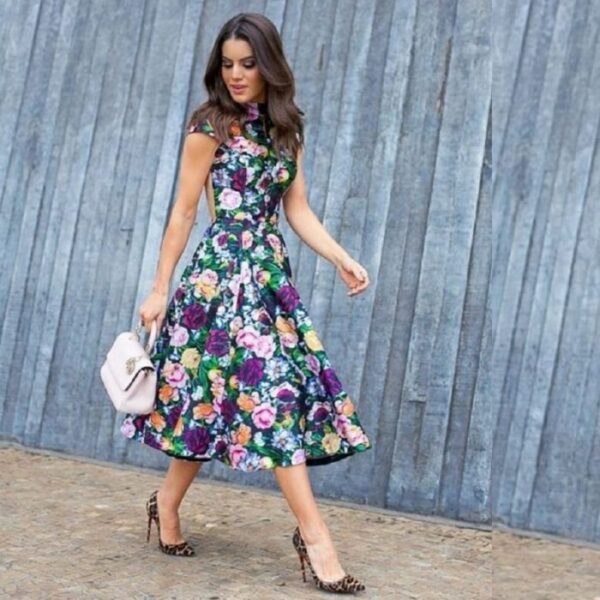 15 Floral Print Outfit Ideas To Try Out | Fashion Goalz