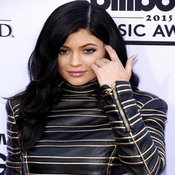 20 Kylie Jenner Hairstyles To Die For | Fashion Goalz
