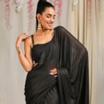 How To Wear A Black Saree - Complete Guide - FashionGoalz